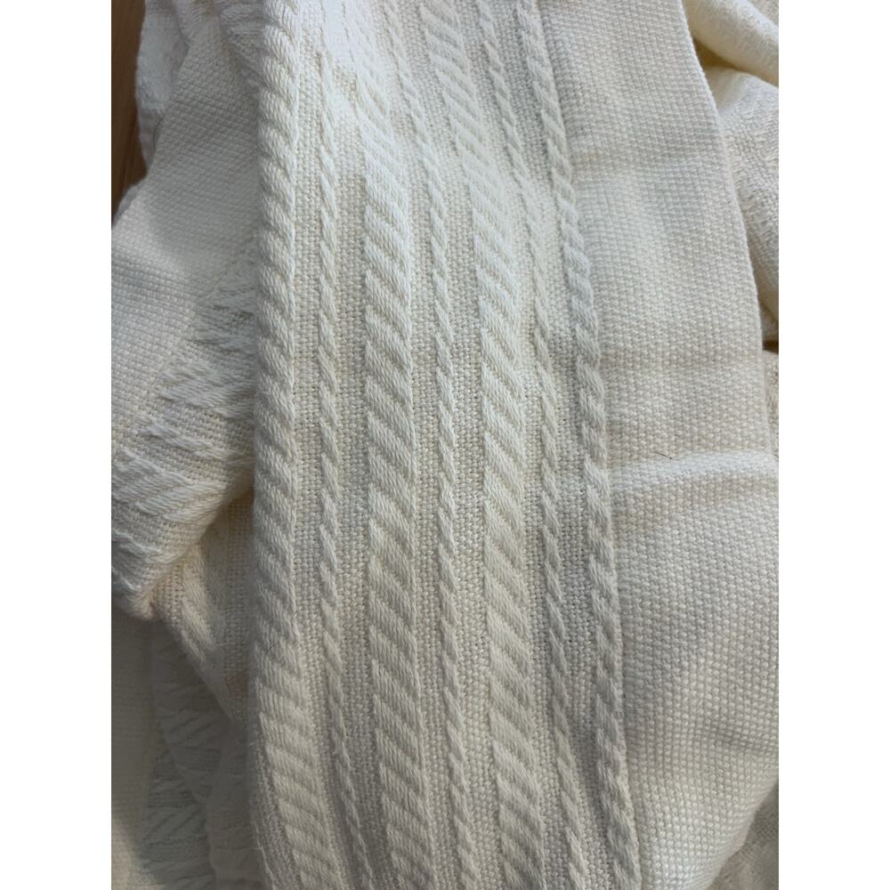 Frontgate King Coverlet 100% Cotton Blanket Beige Very Soft Textured Weaved